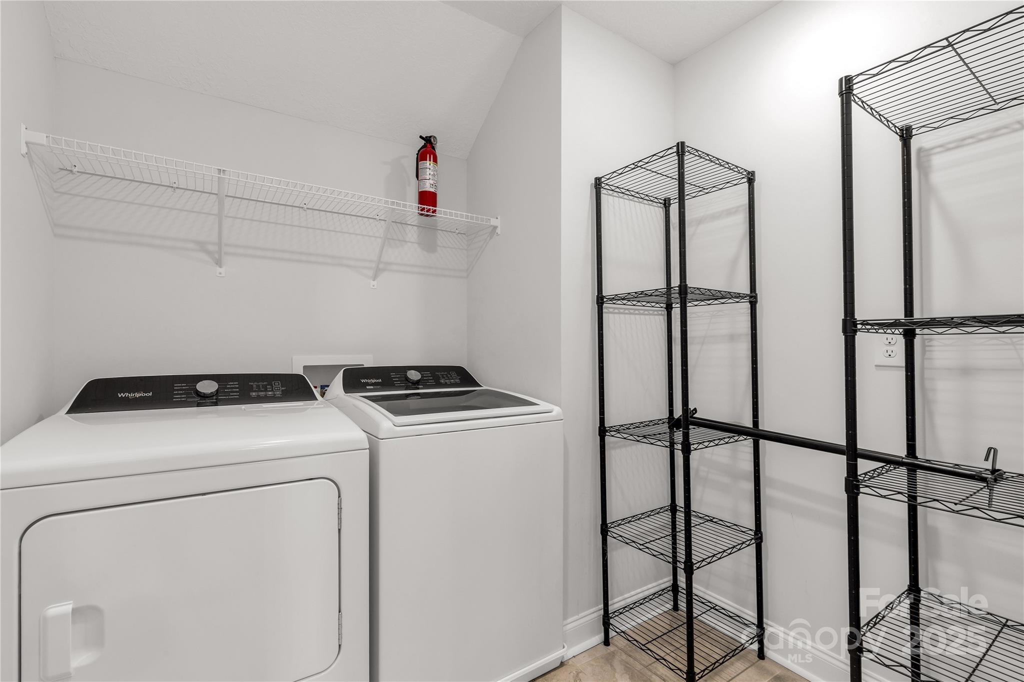 Sanders Landing - Residential