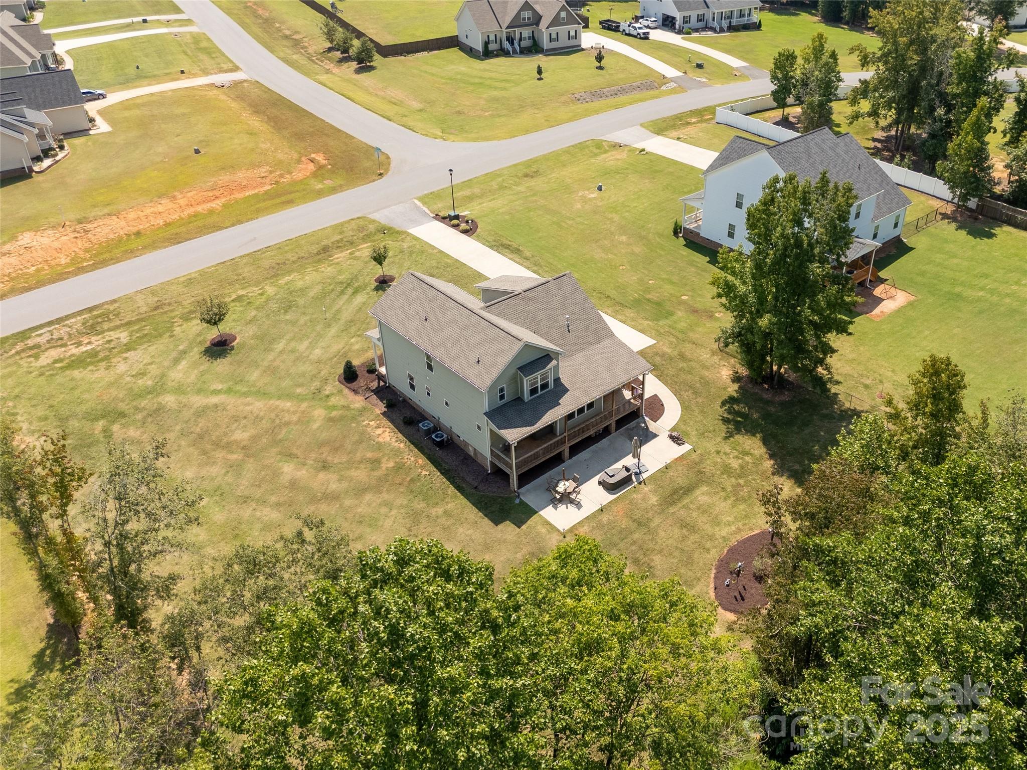 Sanders Landing - Residential