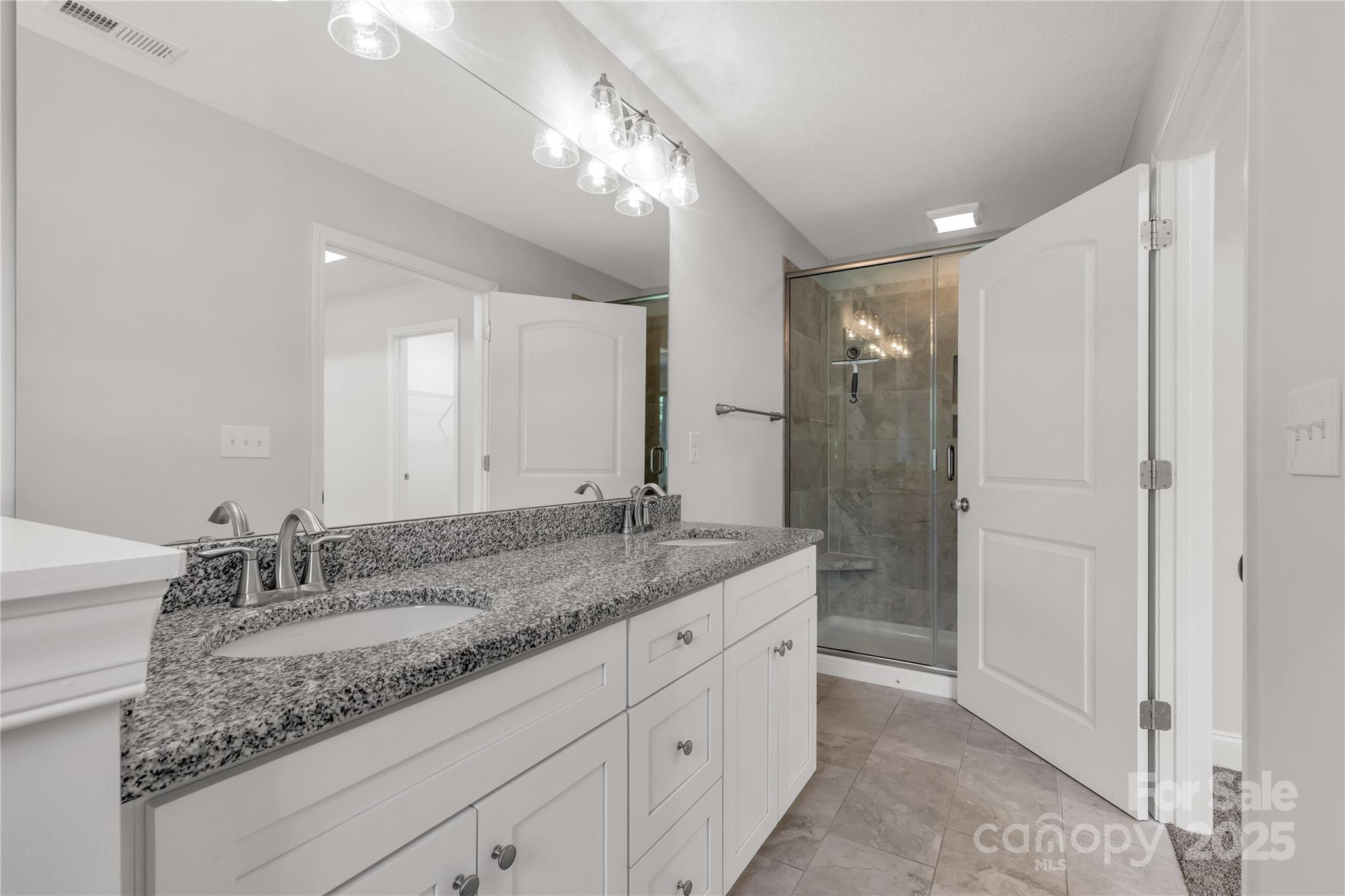 Sanders Landing - Residential