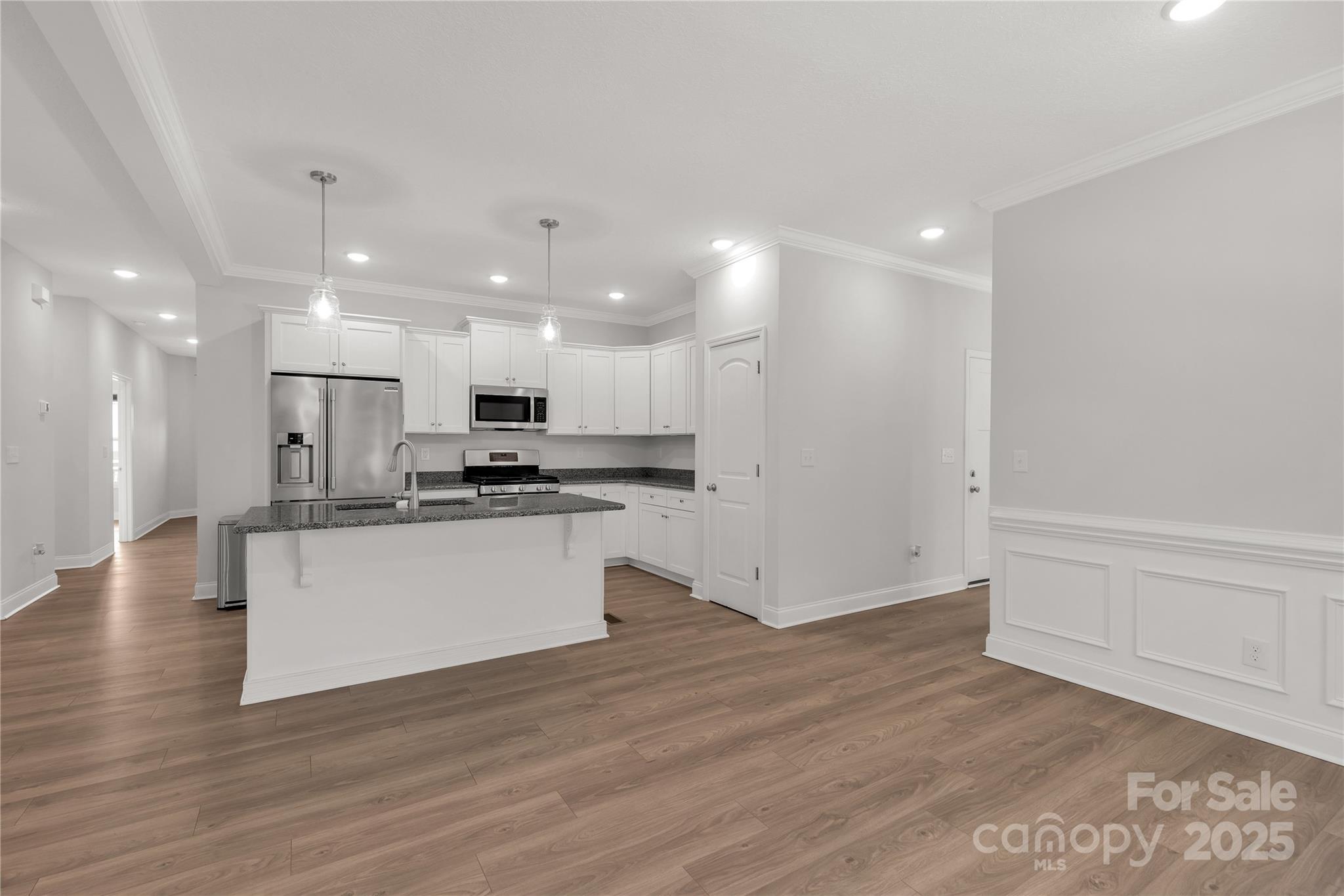 Sanders Landing - Residential