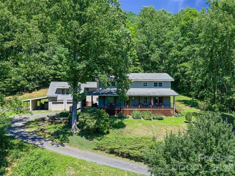 Photo of 349 Spring Creek Road, Bakersville, NC 28705 (MLS # 4397746)
