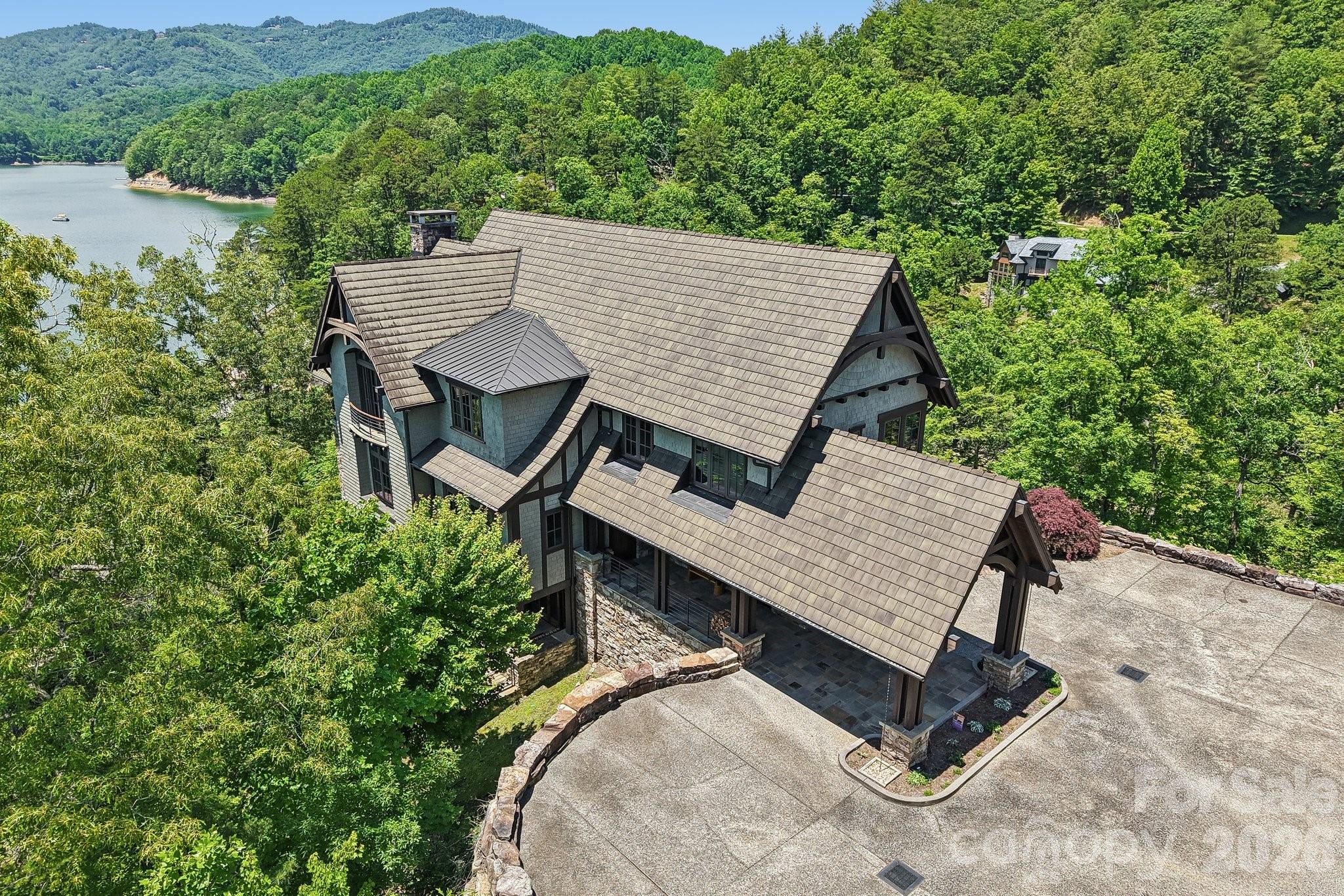 410 Lakewood Drive