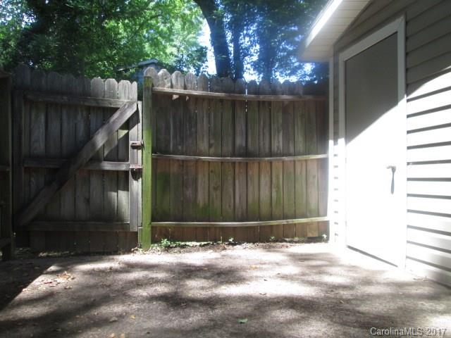 Oakhurst - Residential Lease