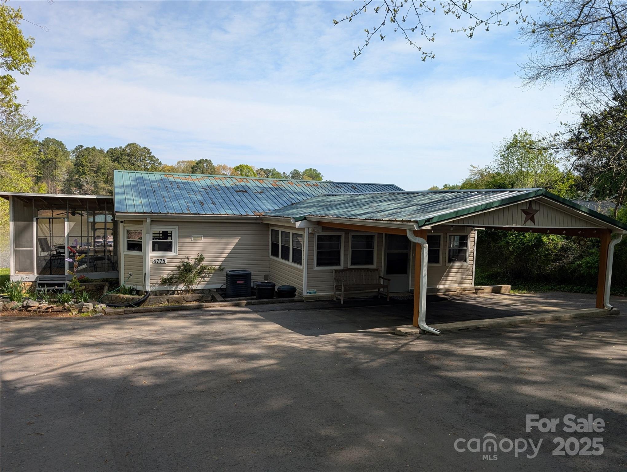 6778 Emerald Isle Drive