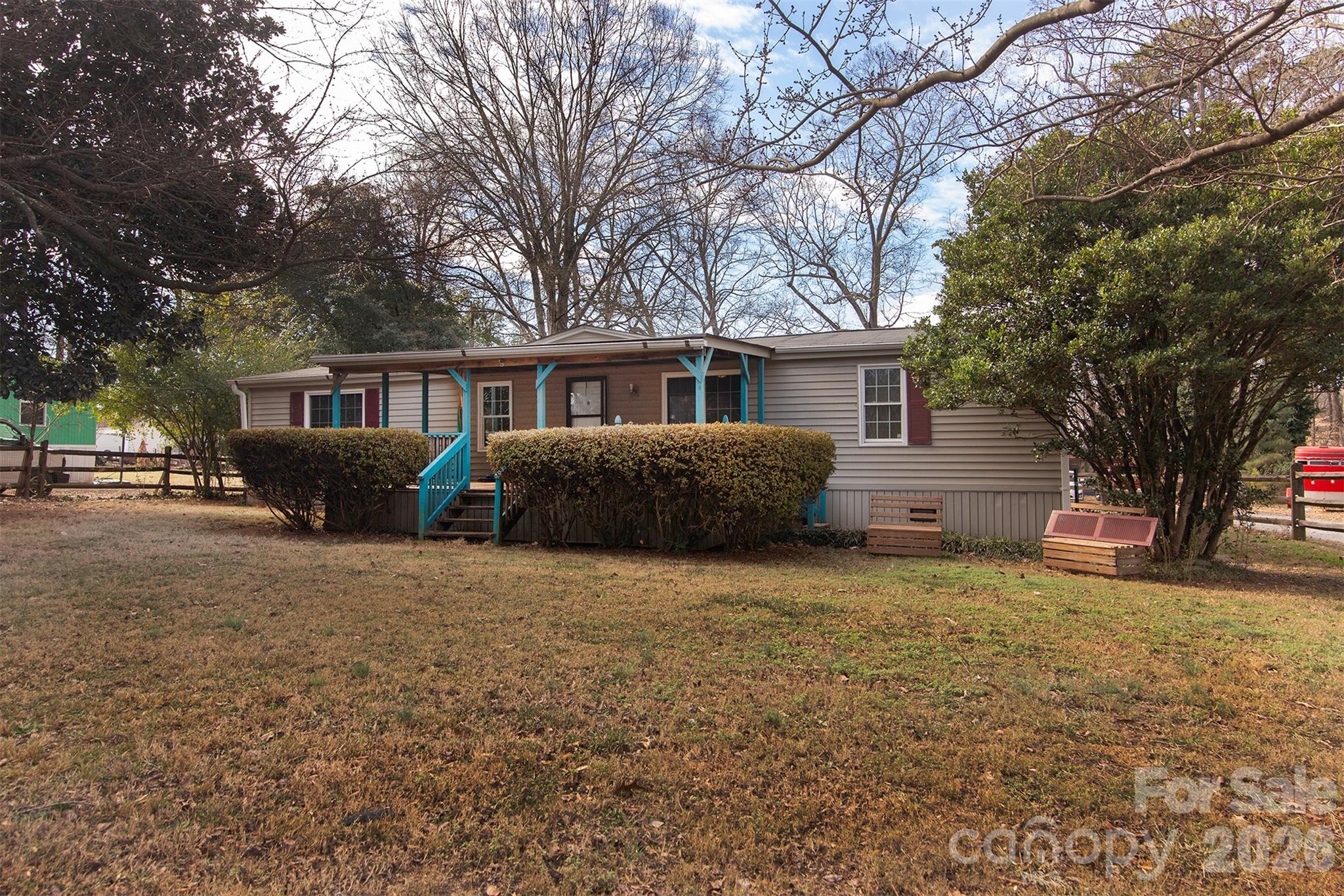 5727 Thompson Road