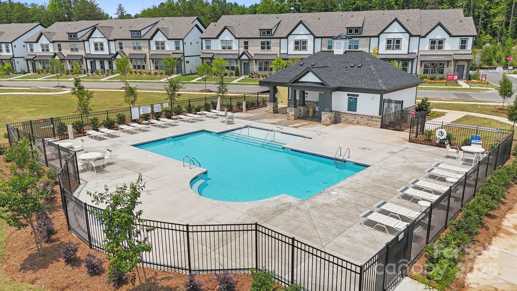 The Ridge at Sugar Creek - Residential