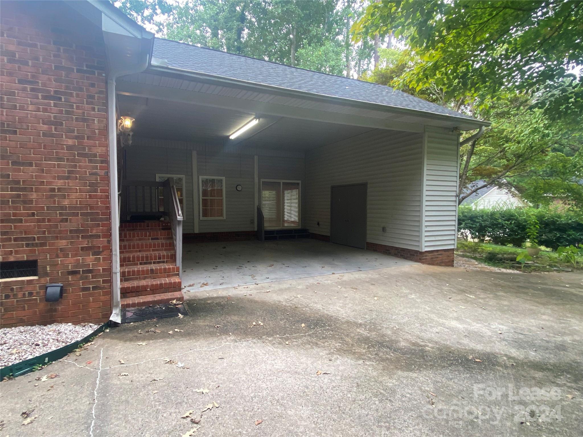 Forest Hills - Residential Lease