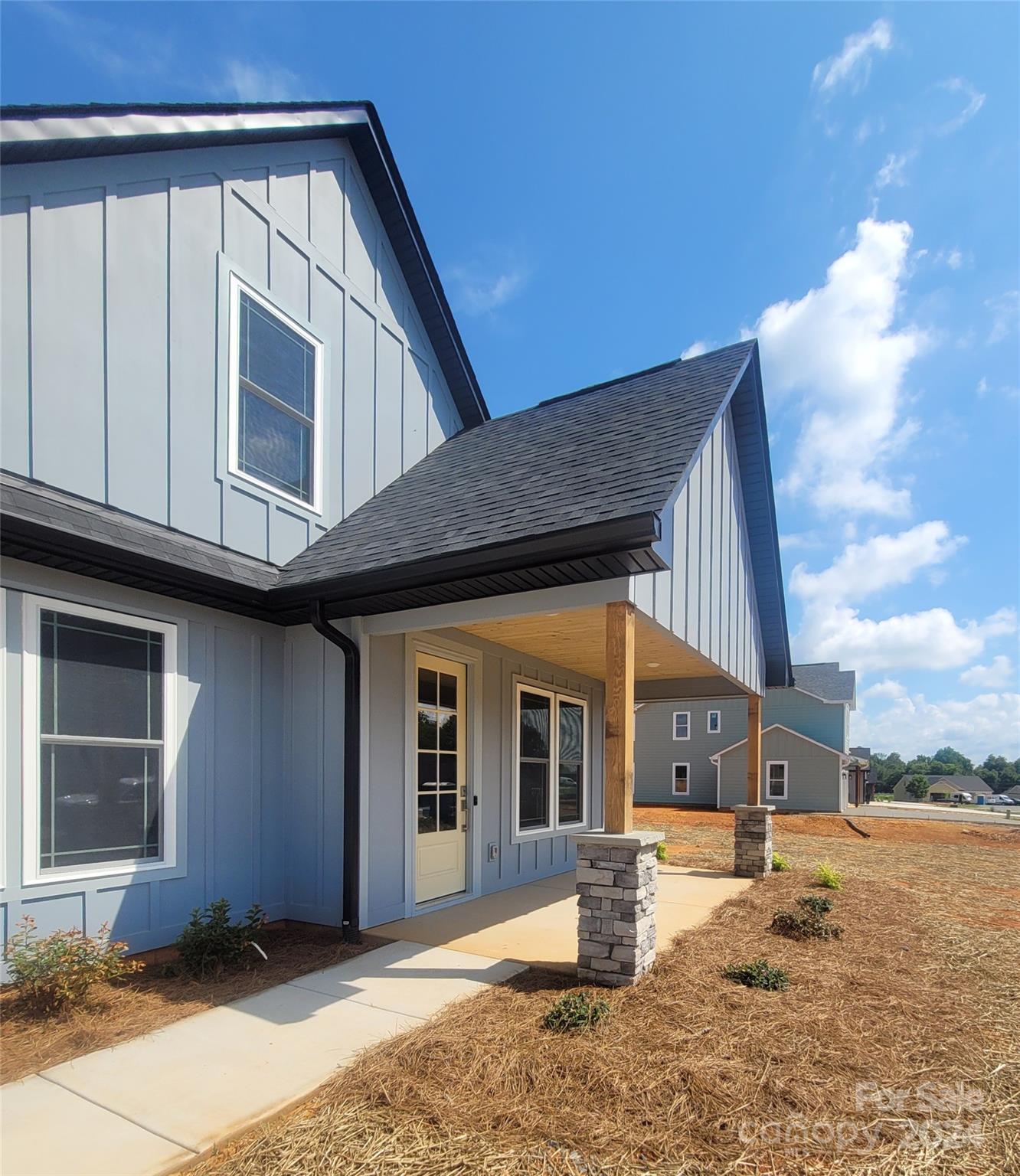 Hawthorne Commons - Residential