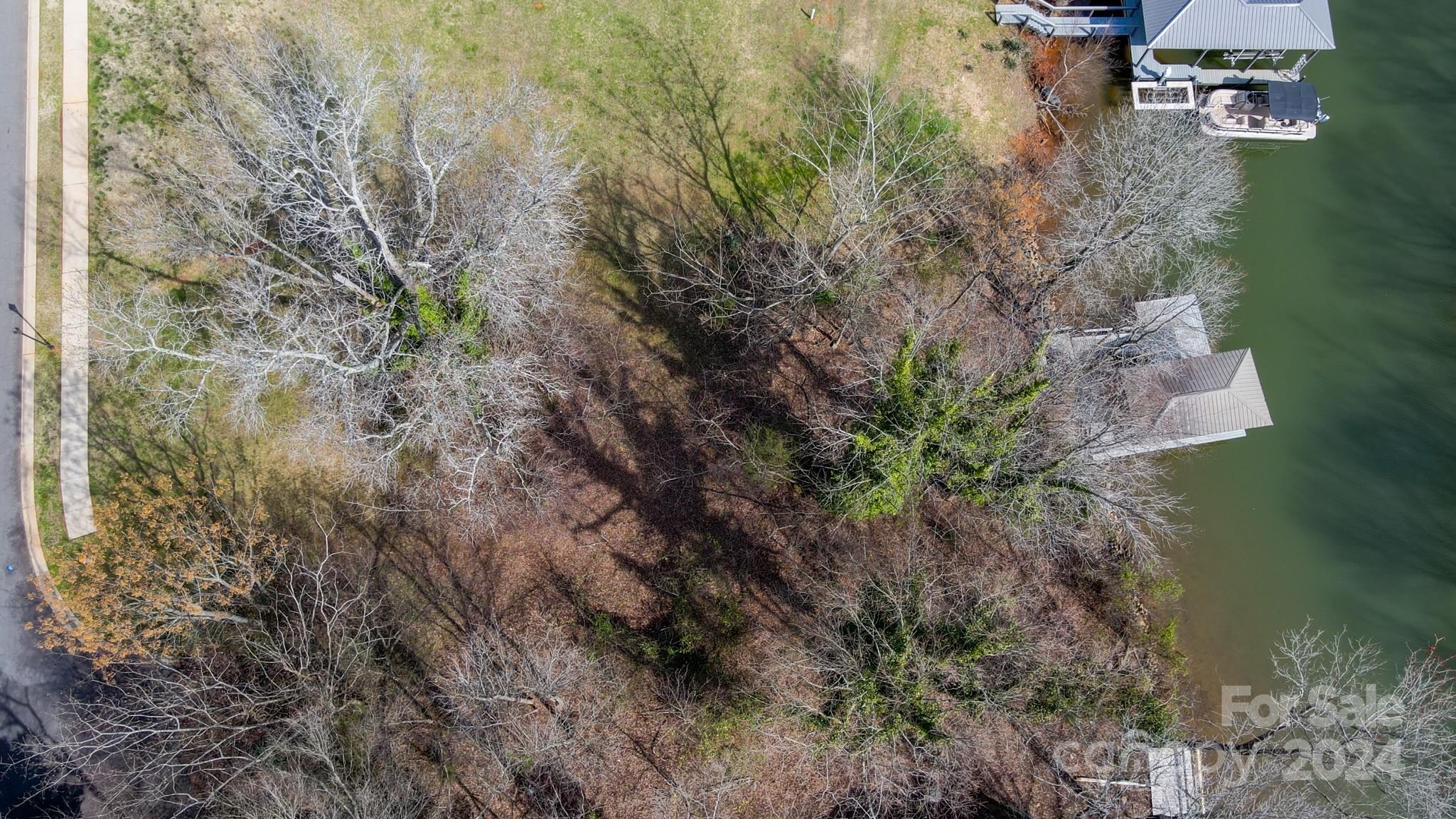 Joslin Pointe - Land