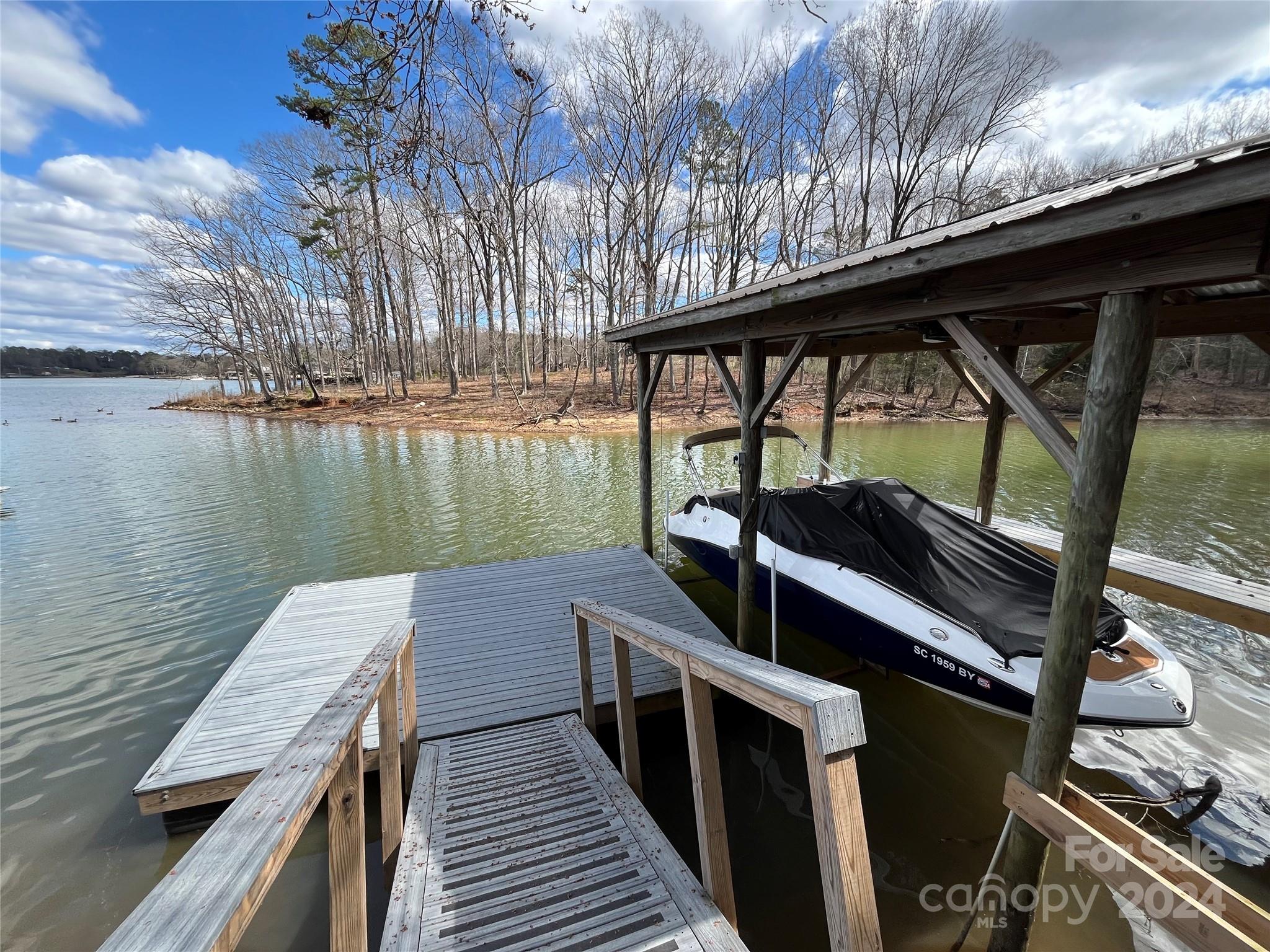 Joslin Pointe - Land