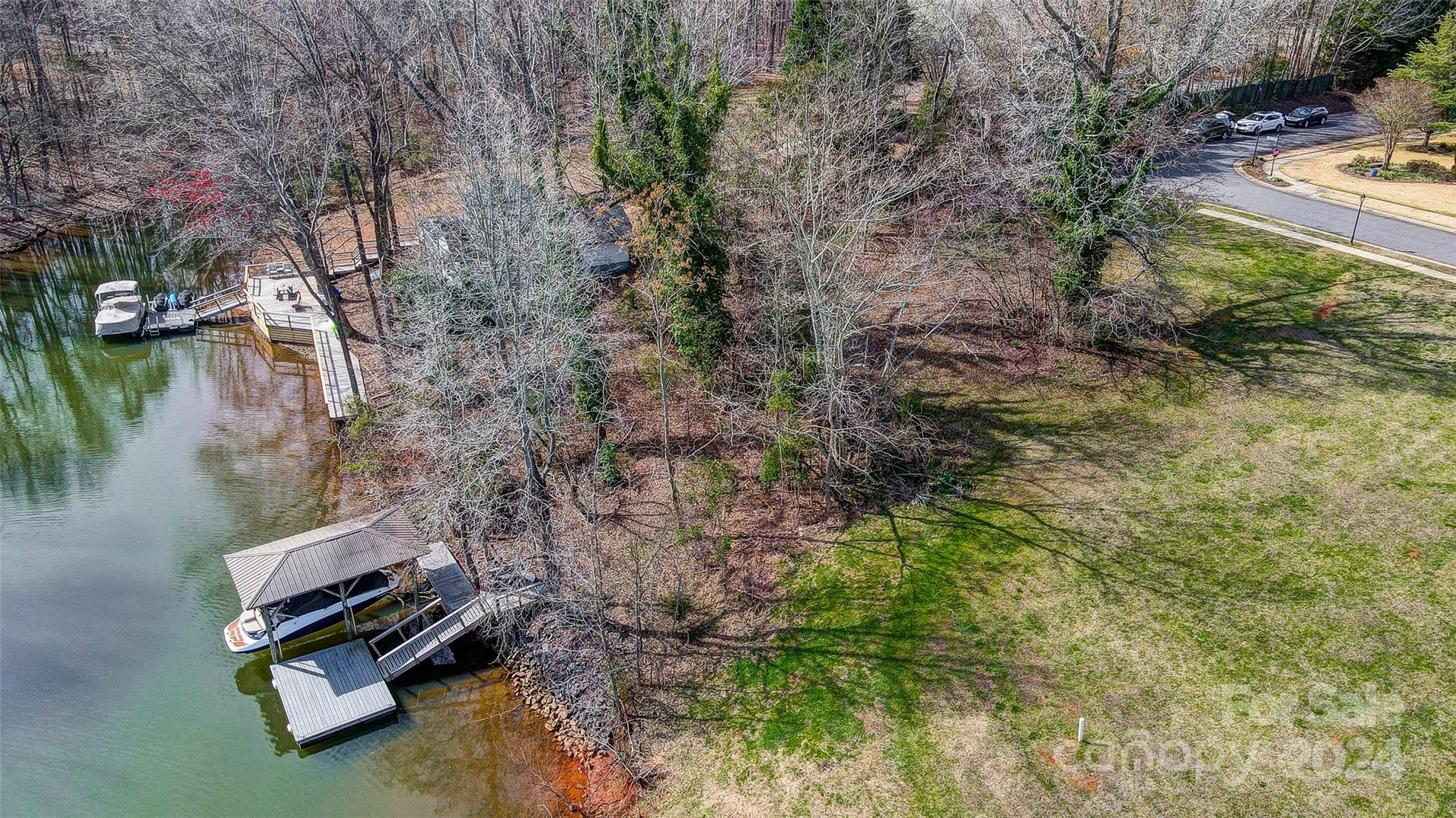 Joslin Pointe - Land