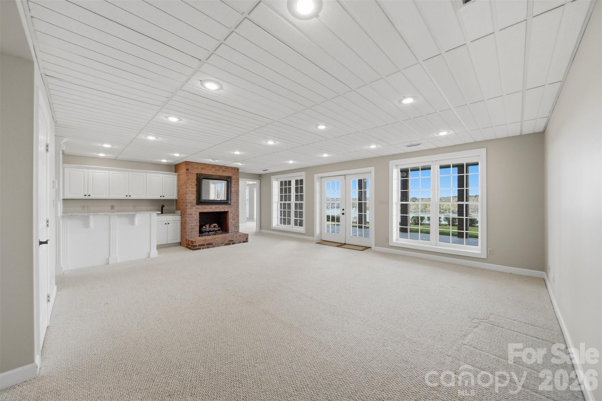 Governors Harbour - Residential