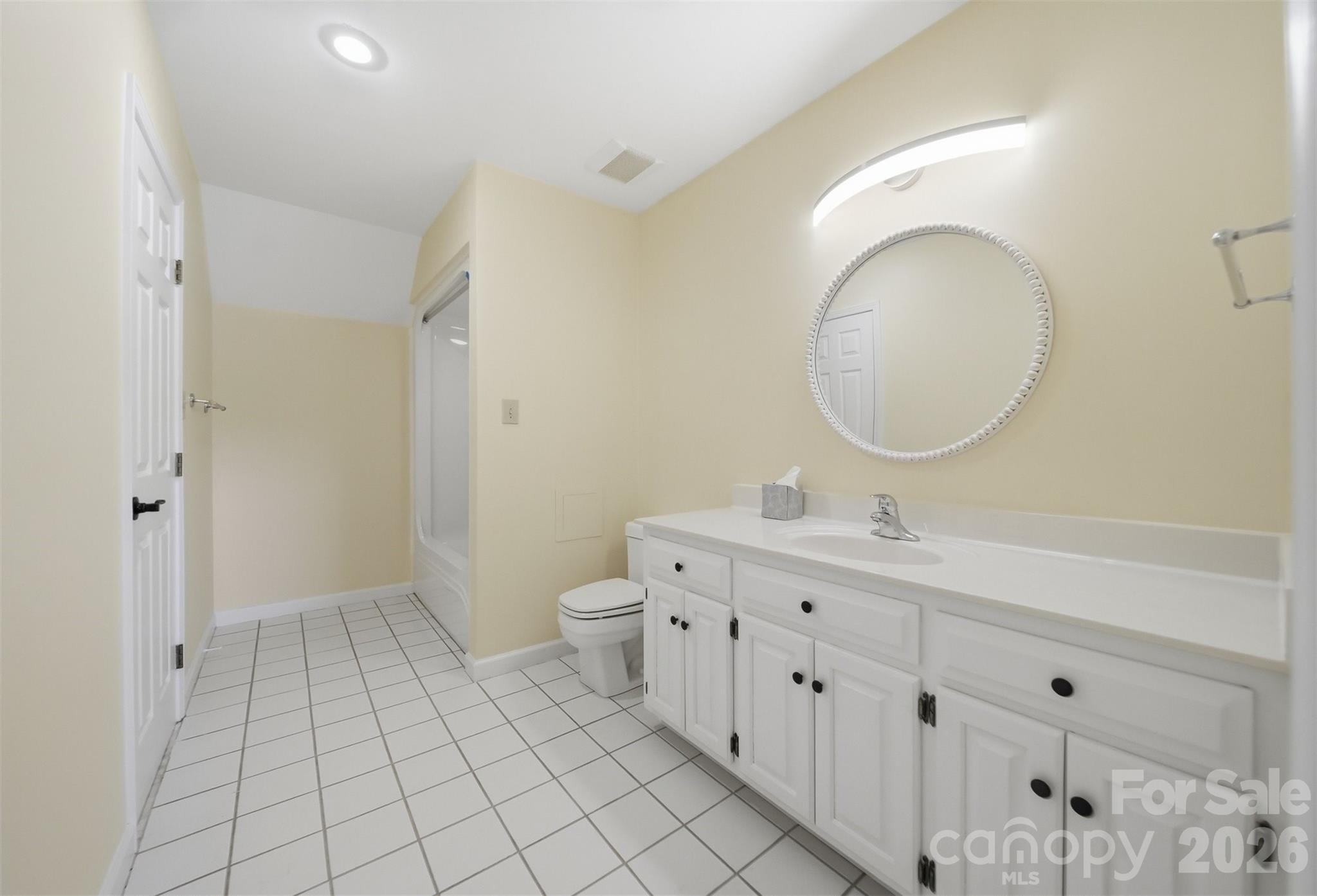 Governors Harbour - Residential