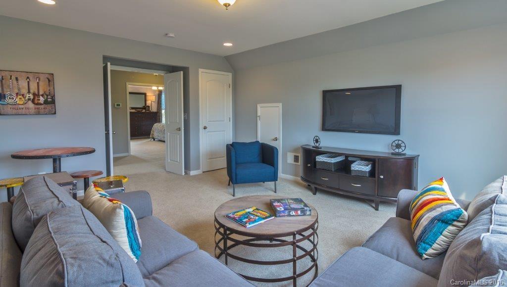 Lake Ridge - Residential