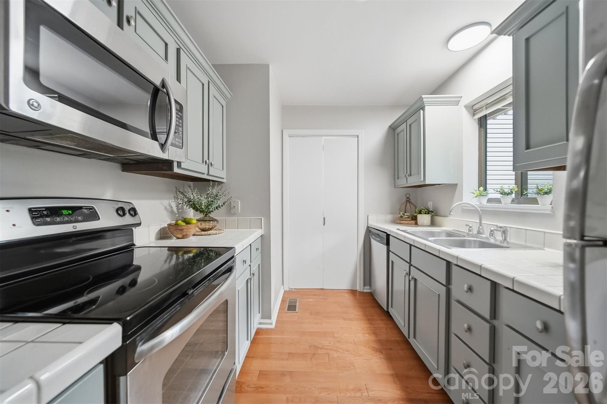 1420 11th Street Drive NW 23
