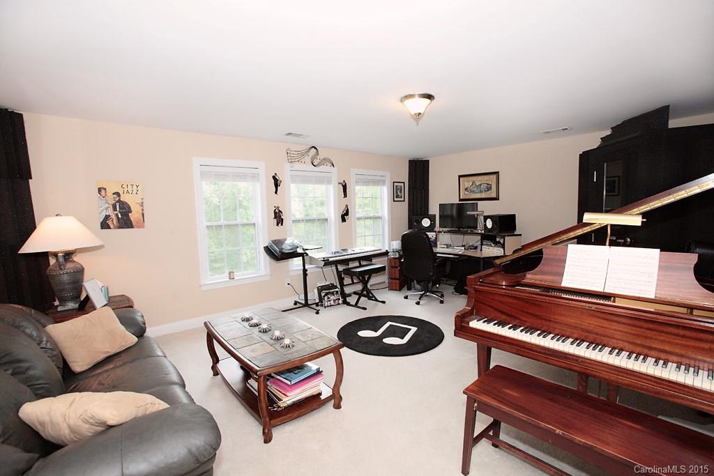 Hampton Place - Residential