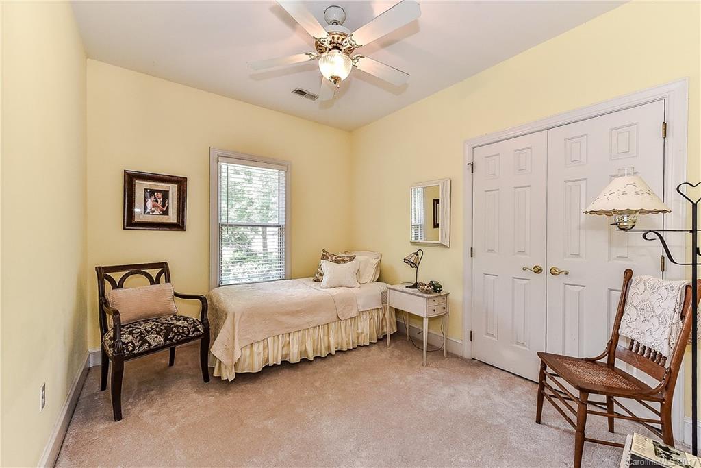 Beacon Knoll - Residential