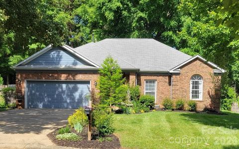 Photo of 11219 Isthmus Court, Charlotte, NC 28215 (MLS # 4382715)