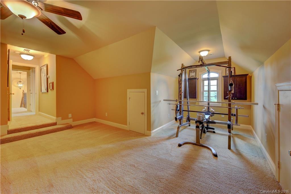 Holland Springs - Residential