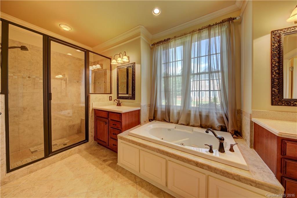 Holland Springs - Residential