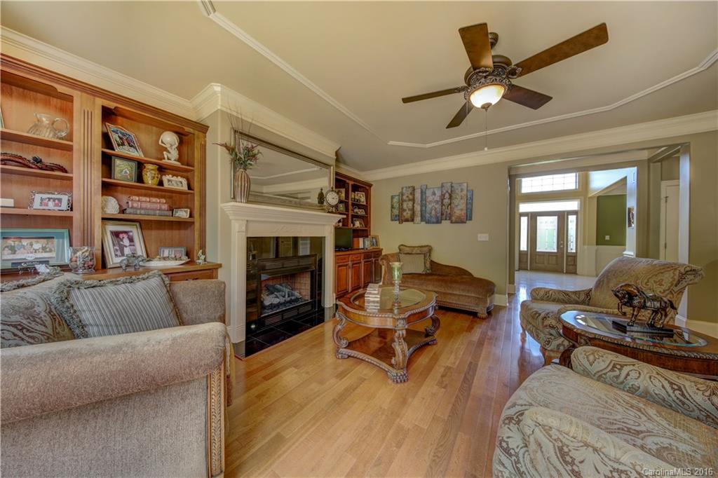 Holland Springs - Residential