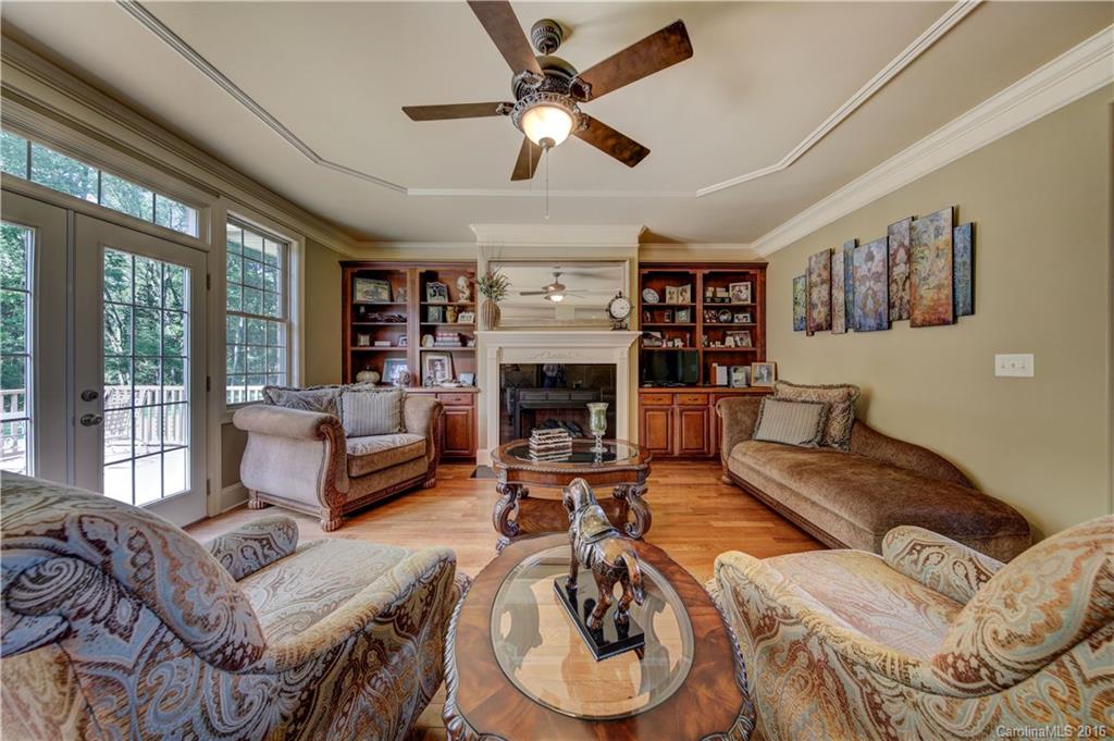 Holland Springs - Residential