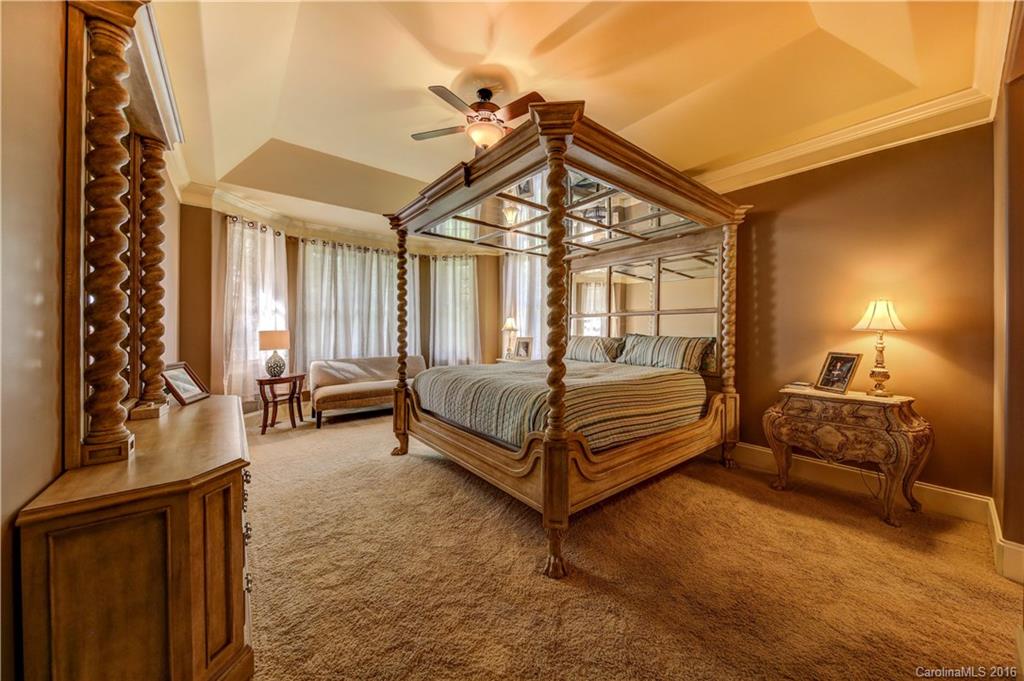 Holland Springs - Residential
