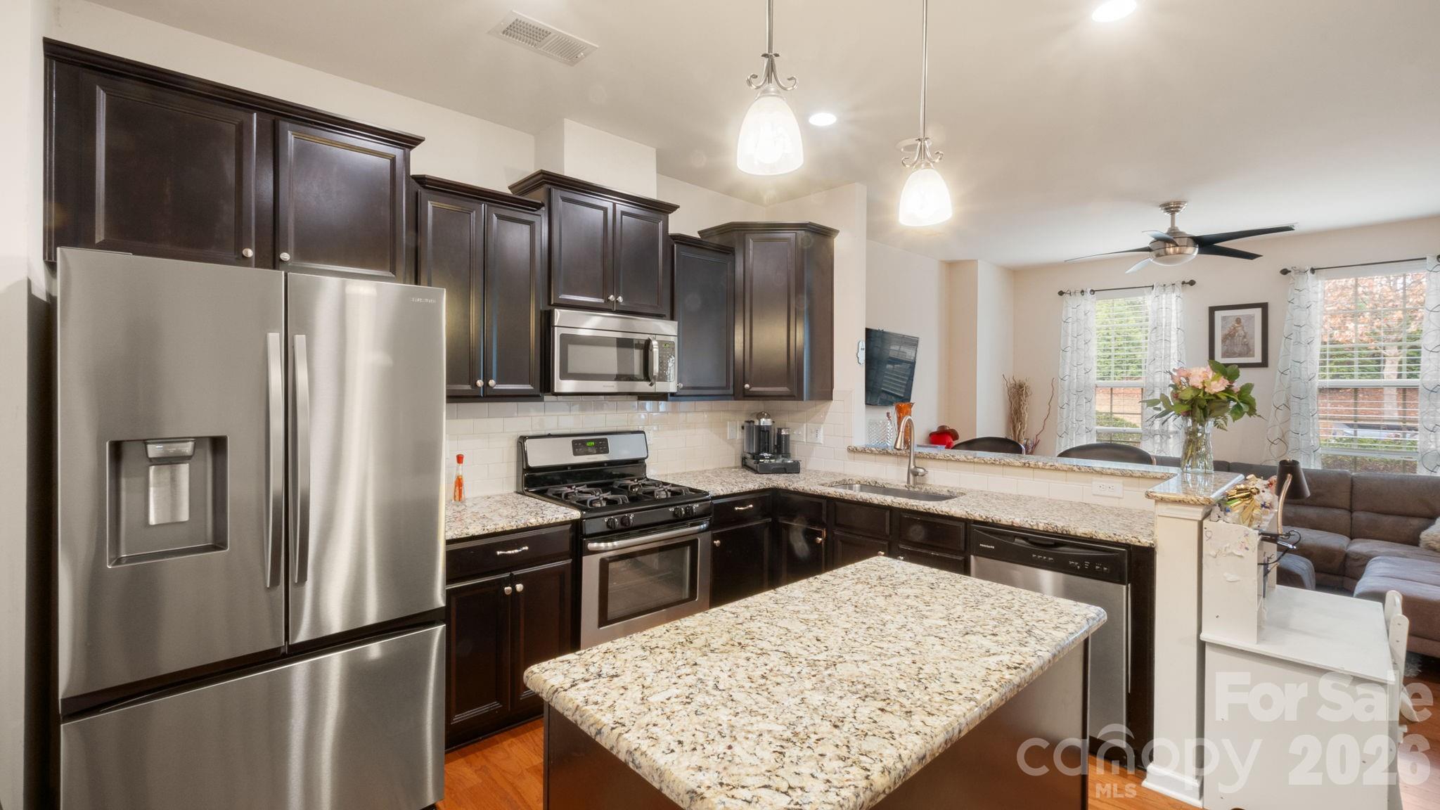 6025 Turkey Oak Lane