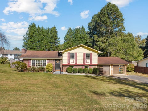 Photo of 87 Underhill Road, Hendersonville, NC 28792 (MLS # 4429817)