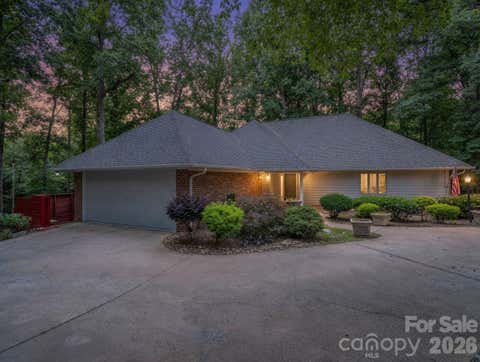 Photo of 1810 Arbor Way Drive, Shelby, NC 28150 (MLS # 4392549)
