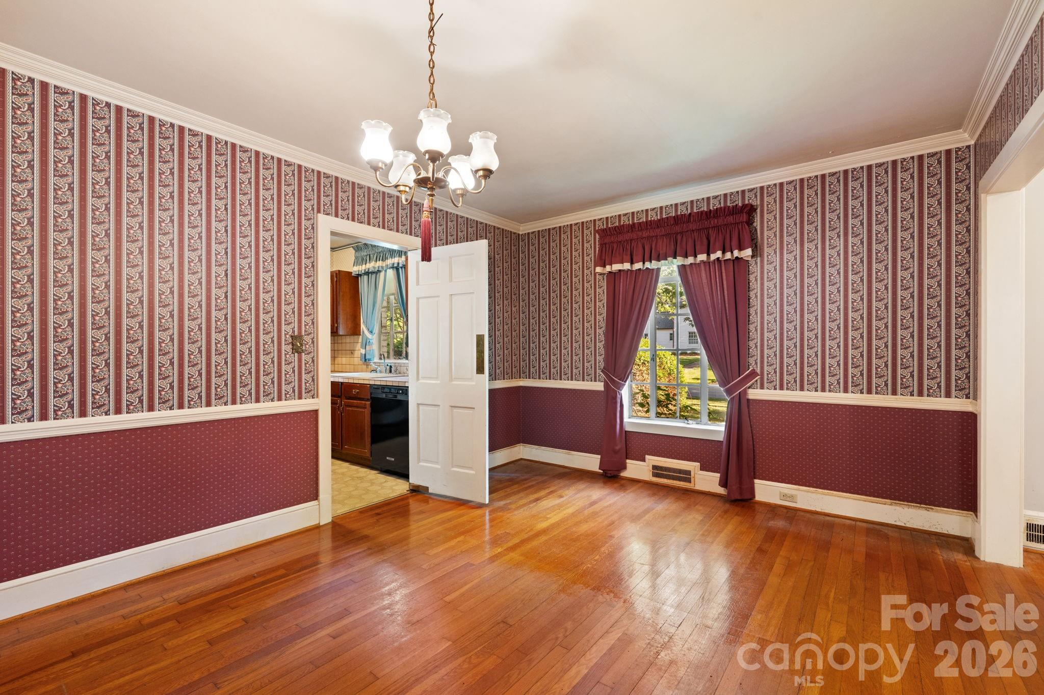 Country Club Estates - Residential