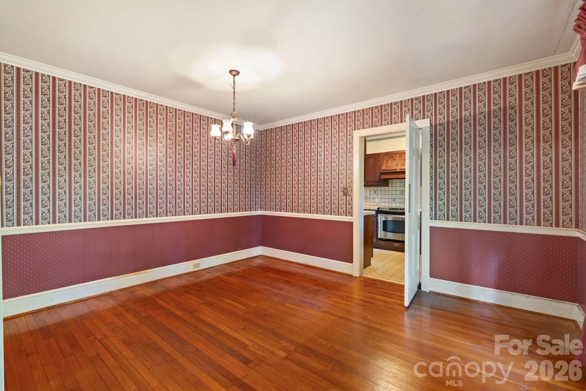 Country Club Estates - Residential