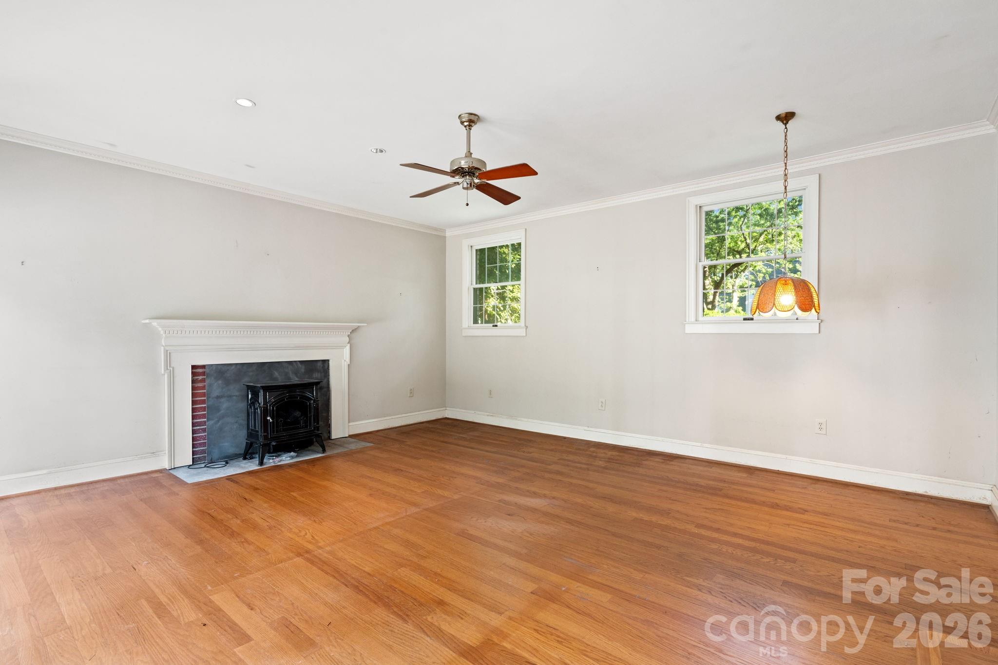 Country Club Estates - Residential