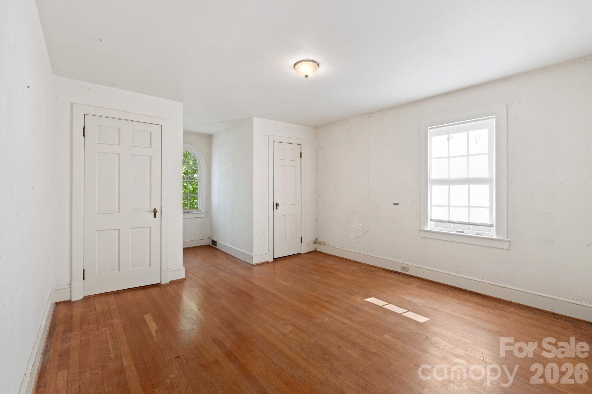 Country Club Estates - Residential