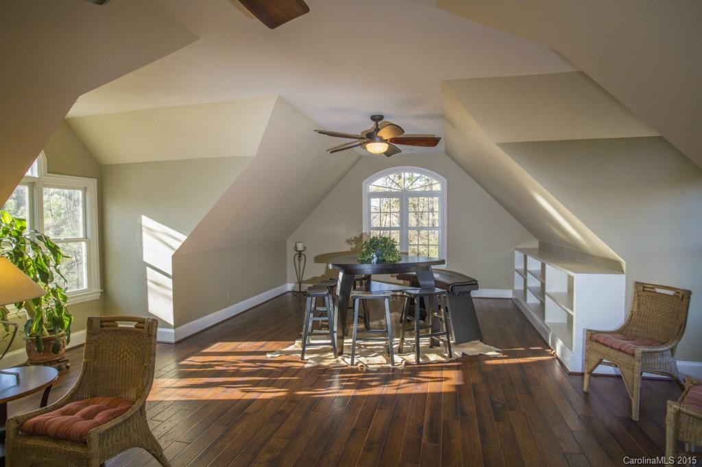 Flagship - Residential