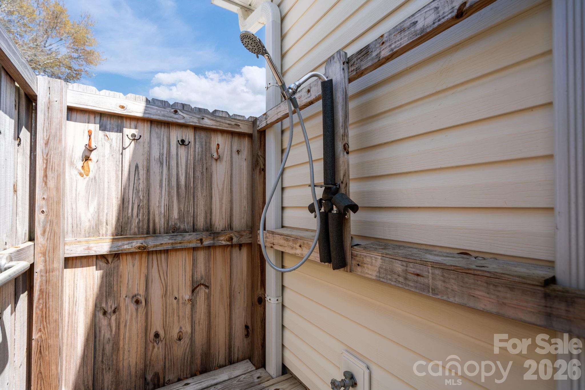 Tranquil Harbor - Residential