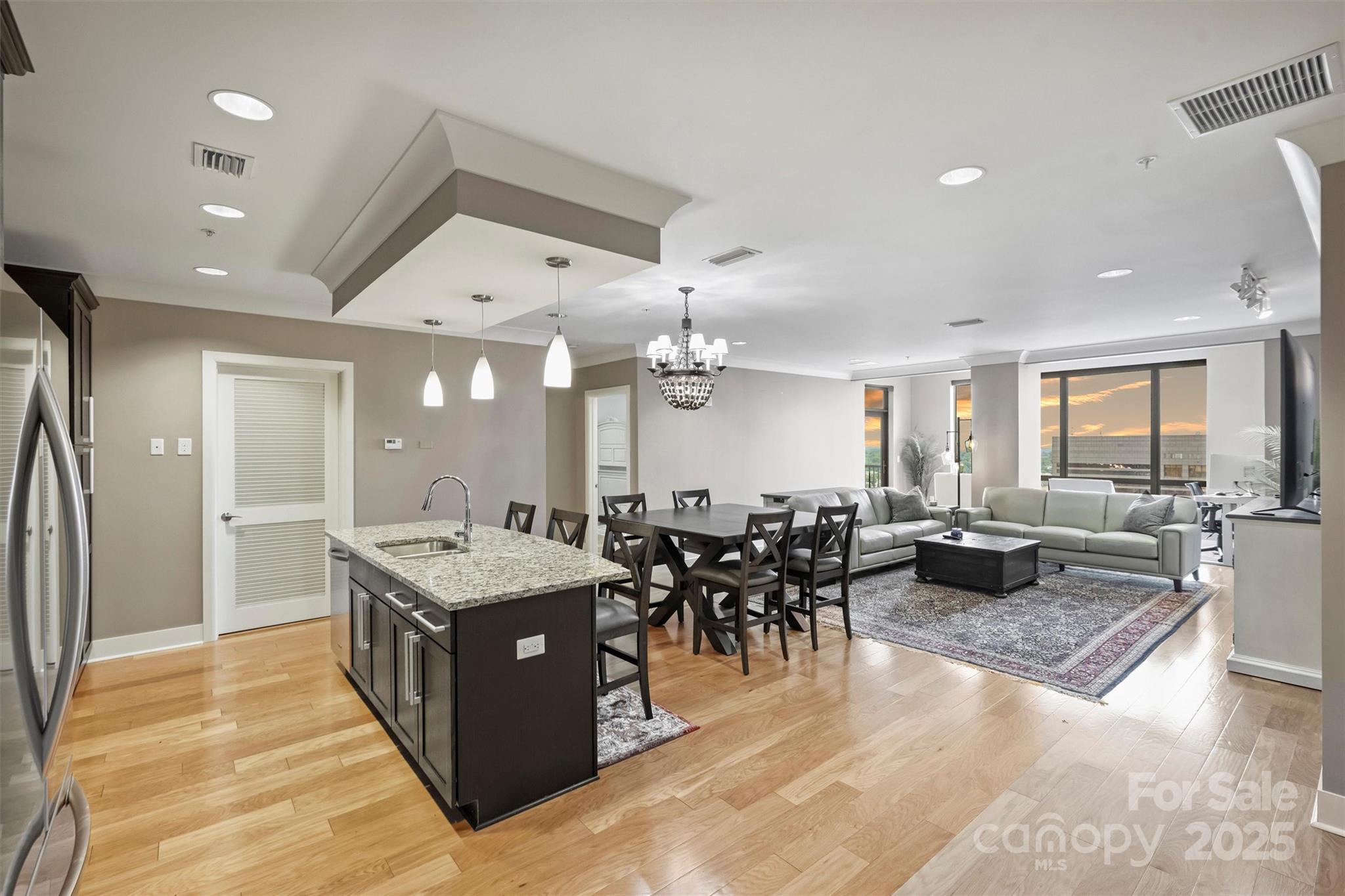 222 S Caldwell Street 1812