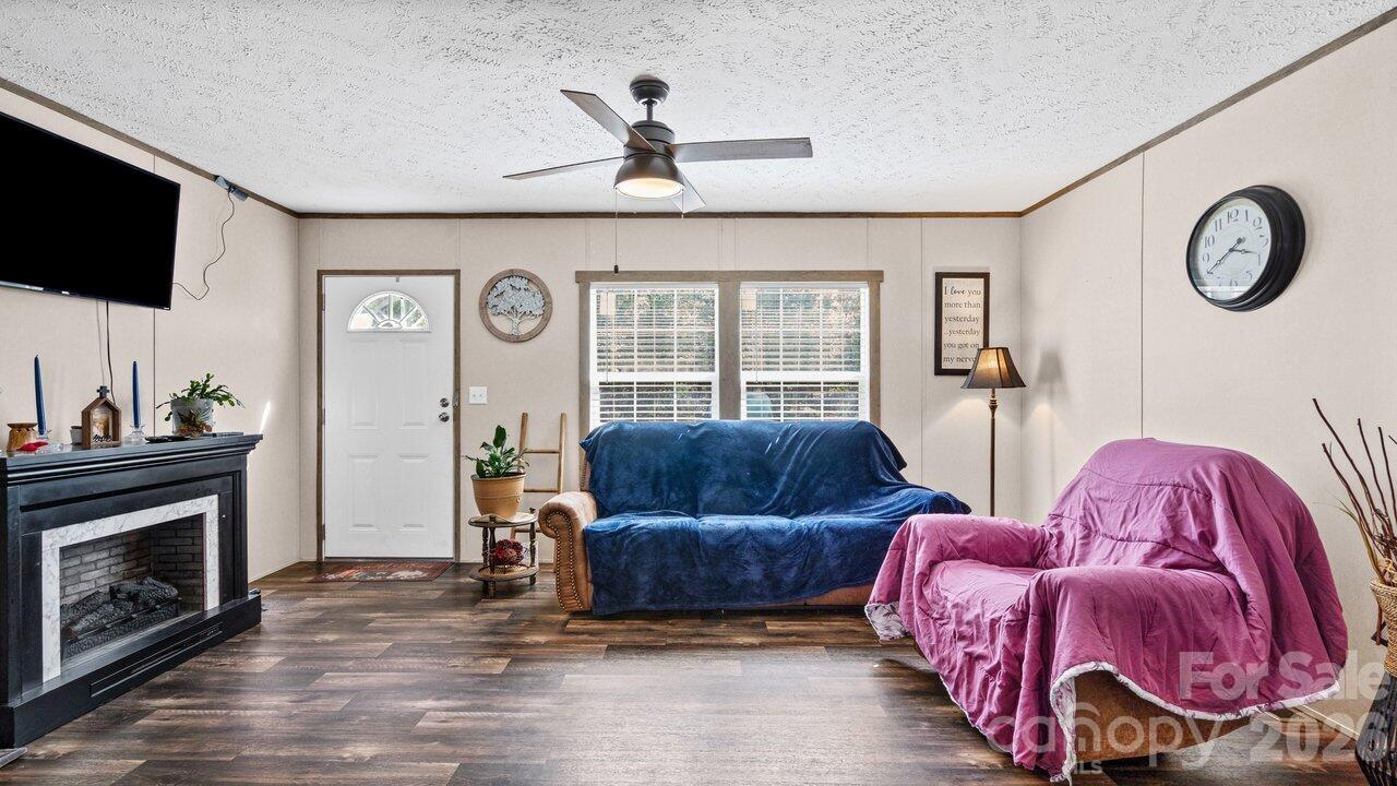 4034 James Lovelace Road