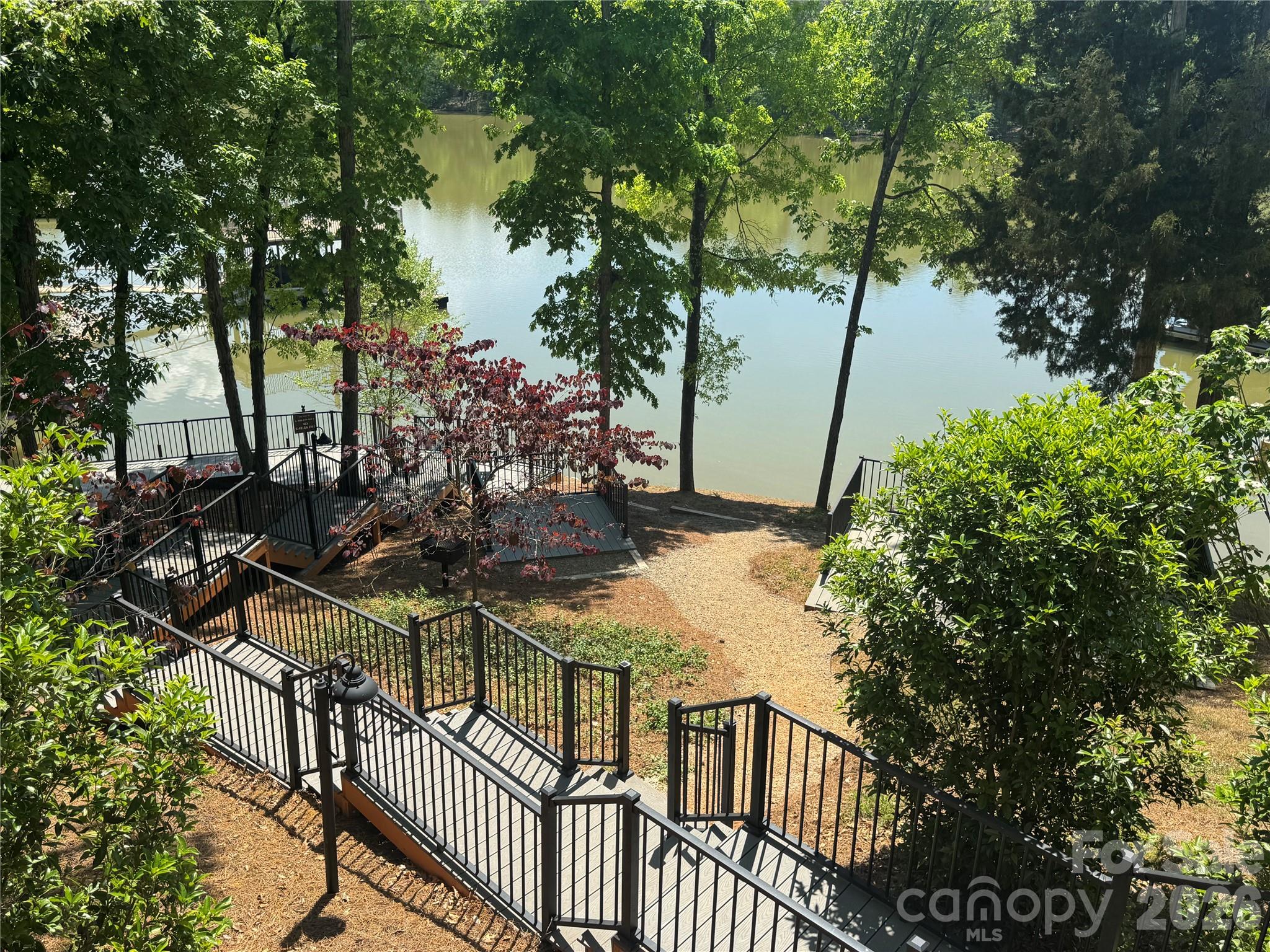 edgewater - Residential