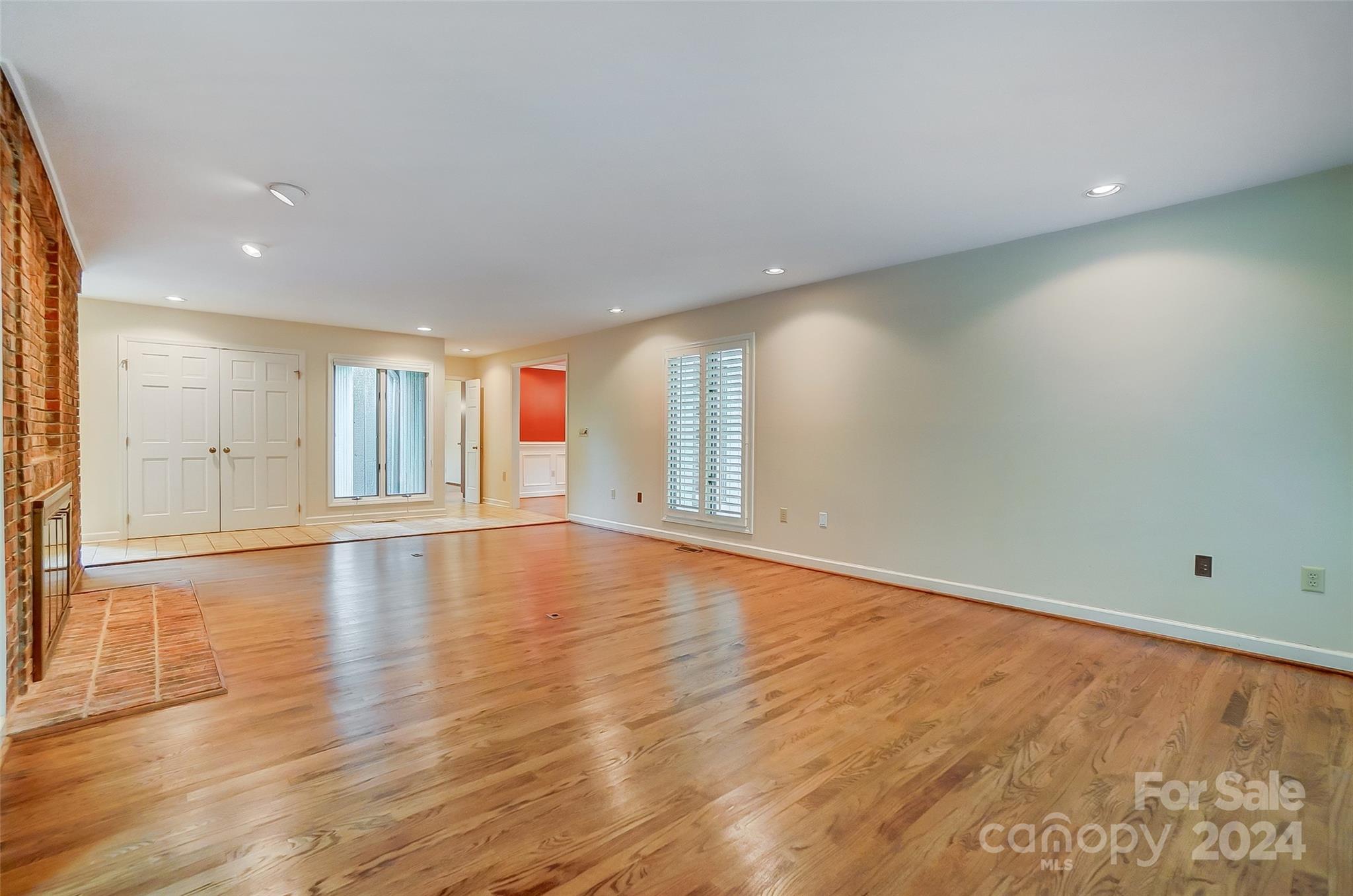 River Hills - Residential