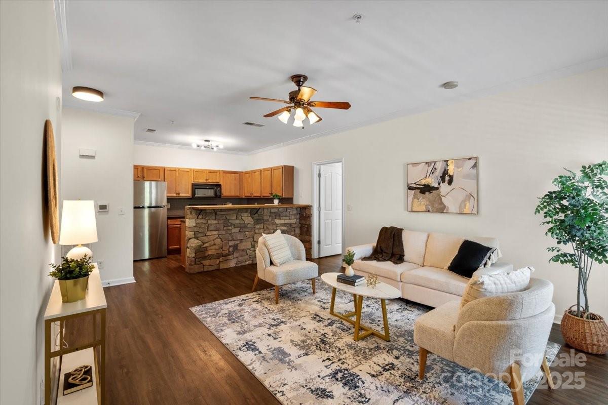 1228 Duncan Gardens Drive