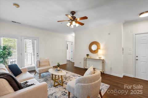 1228 Duncan Gardens Drive Charlotte NC 28206