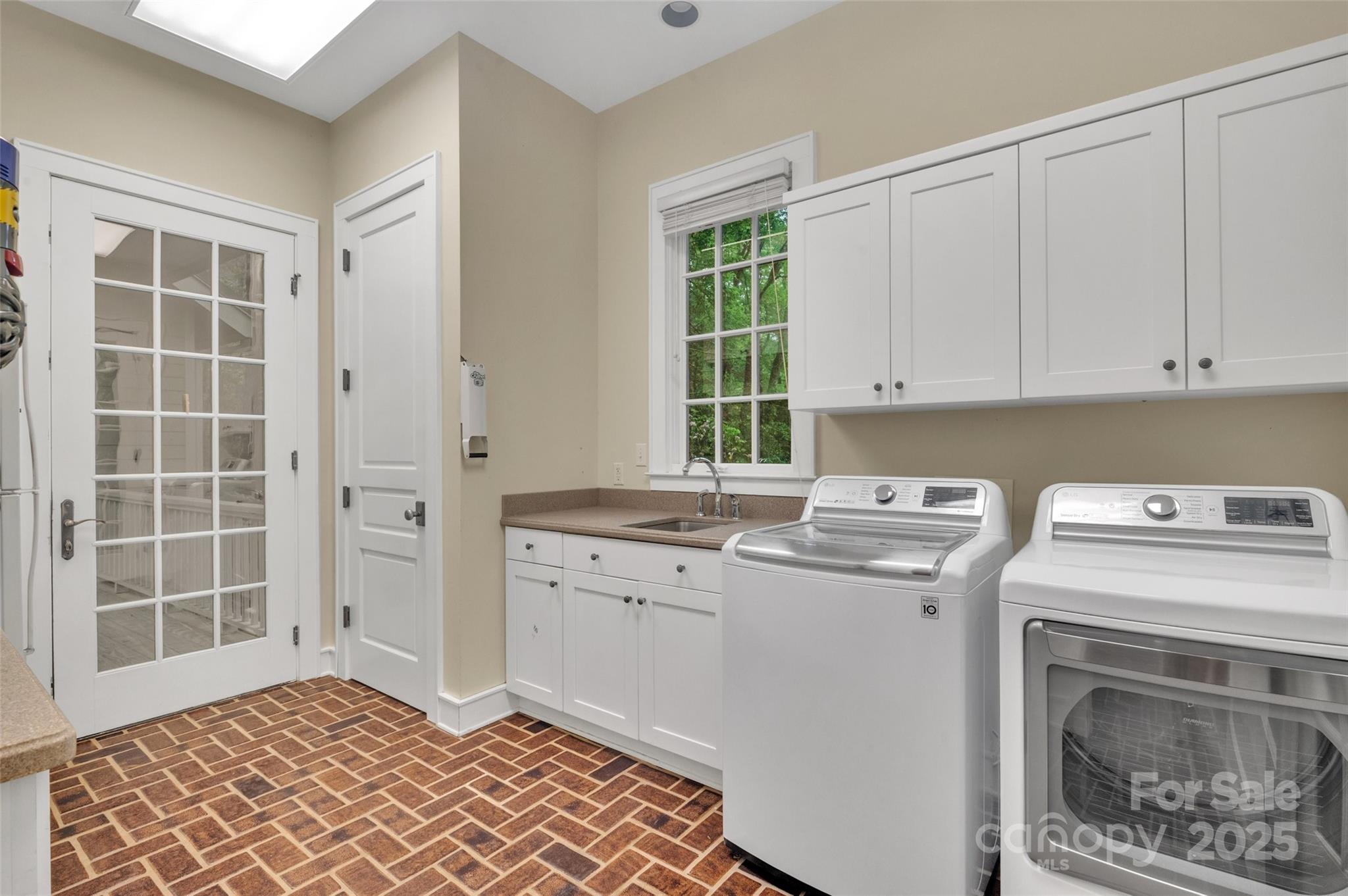 Lake Toxaway Estates - Residential