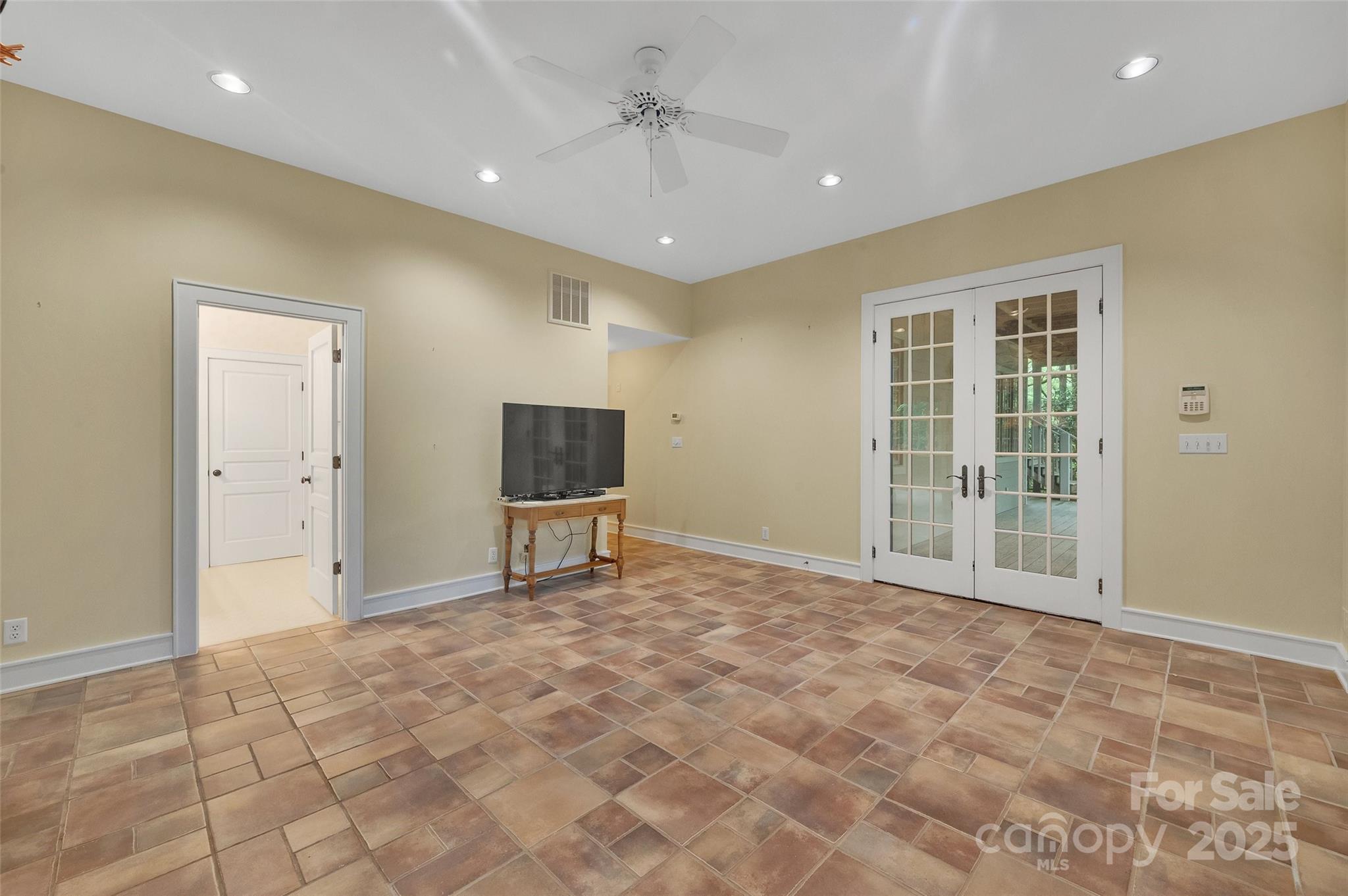 Lake Toxaway Estates - Residential