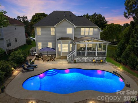 Photo of 15432 Saxon Trace Court, Huntersville, NC 28078 (MLS # 4382393)