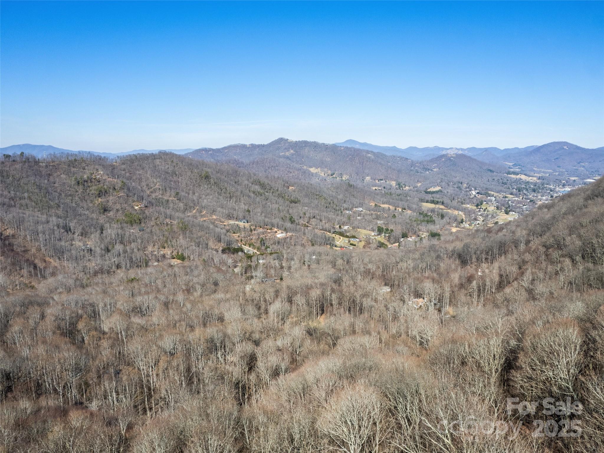 00 Apple Creek Road
