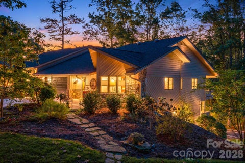 Photo of 1702 Timber Trail, Asheville, NC 28804 (MLS # 4423748)