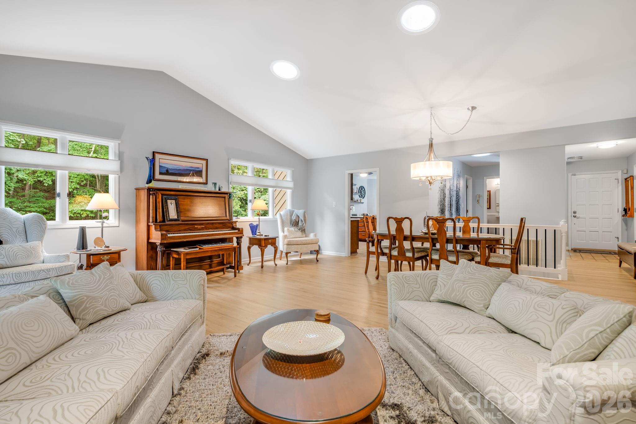 1702 Timber Trail