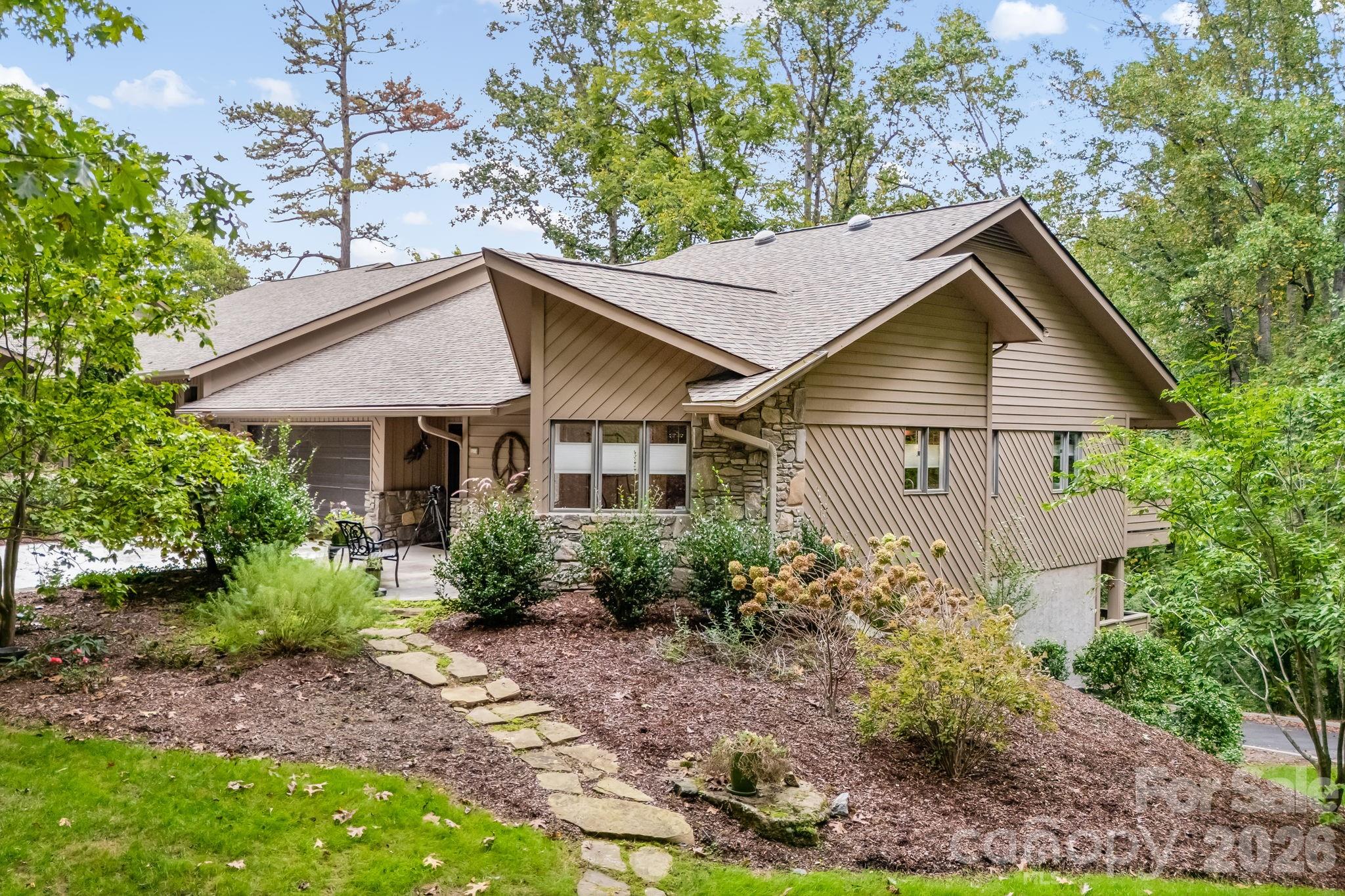 1702 Timber Trail