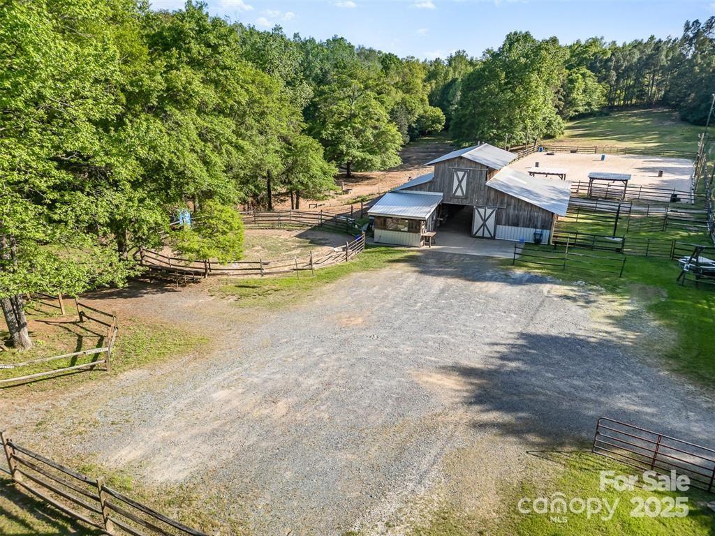 8737 Whippoorwill Lane